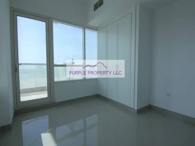 7 Hot Deal! Spacious 2bedrooms apartment for Sale! Call now