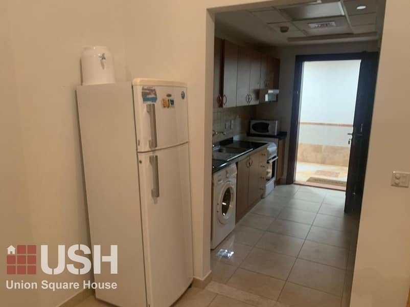 8 FURNISHED. WELL MAINTAINED. CANAL RESIDENCE