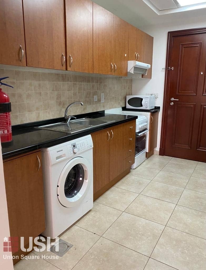 10 FURNISHED. WELL MAINTAINED. CANAL RESIDENCE