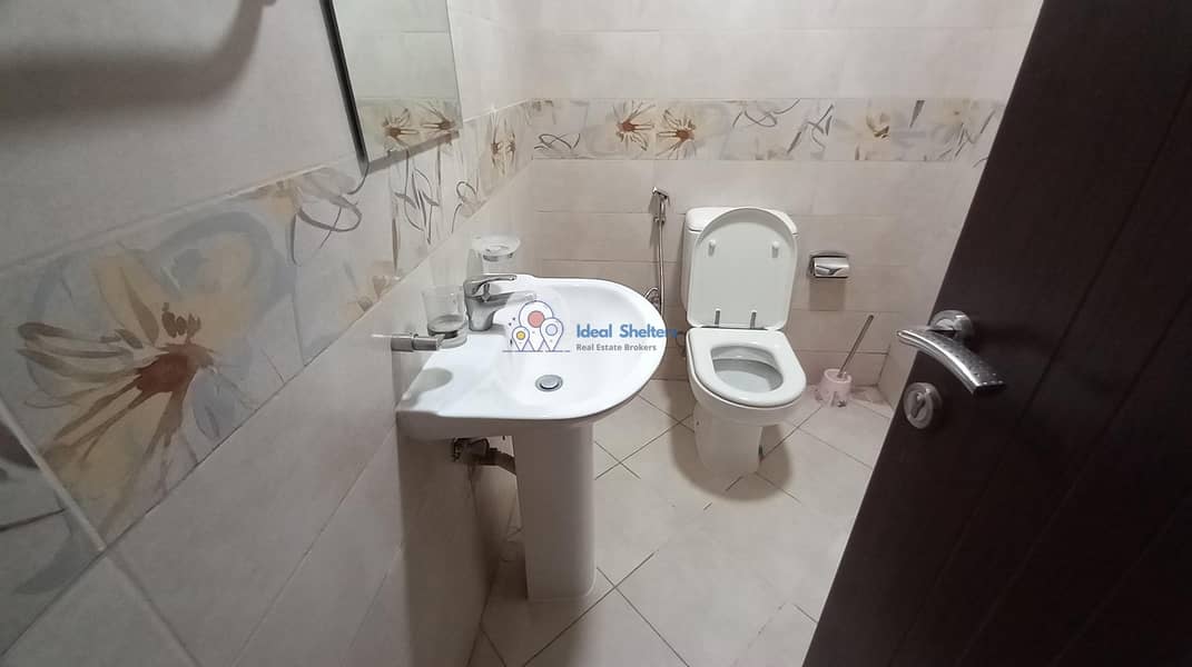 17 2bhk apartmet affordable price neat clean building now on leasing in alwarqaa 1