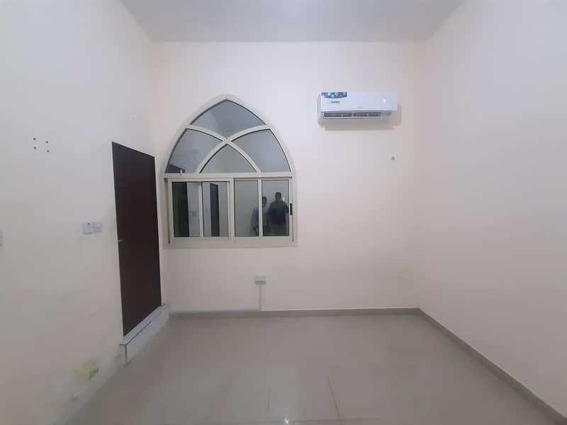 شقة في مدينة محمد بن زايد 1800 درهم - 5129800