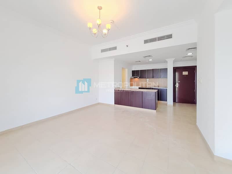High floor | Spacious Balcony | Ready to move in