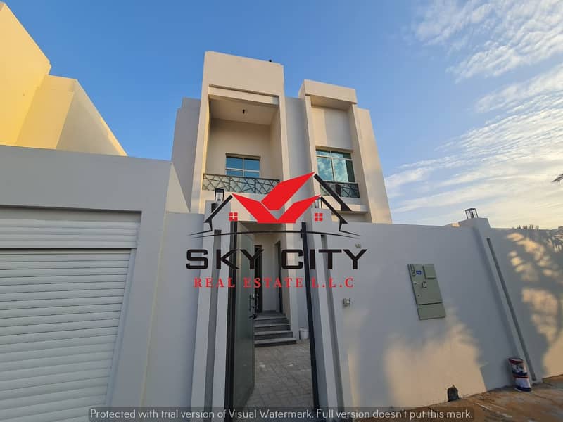 Owns Villa Al-Omralan Modern villa, European design The first inhabitant of the sidewalk Contact us now to inquire about villas, prices and financing methods Sky City is the largest real estate office in Ajman The best real estate agents