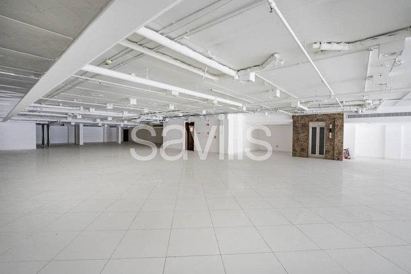 4 Showroom for rent in Ghubaiba|Fitted Unit|Prime Location