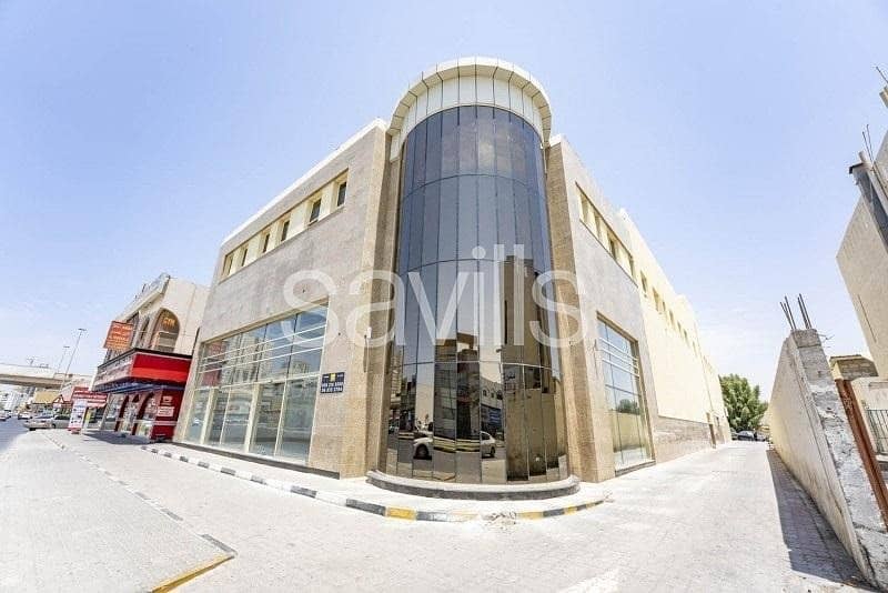 17 Showroom for rent in Ghubaiba|Fitted Unit|Prime Location