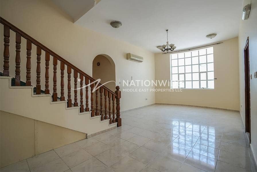 9 New large 4 bedrooms + maid room villa in Al Markhaneya