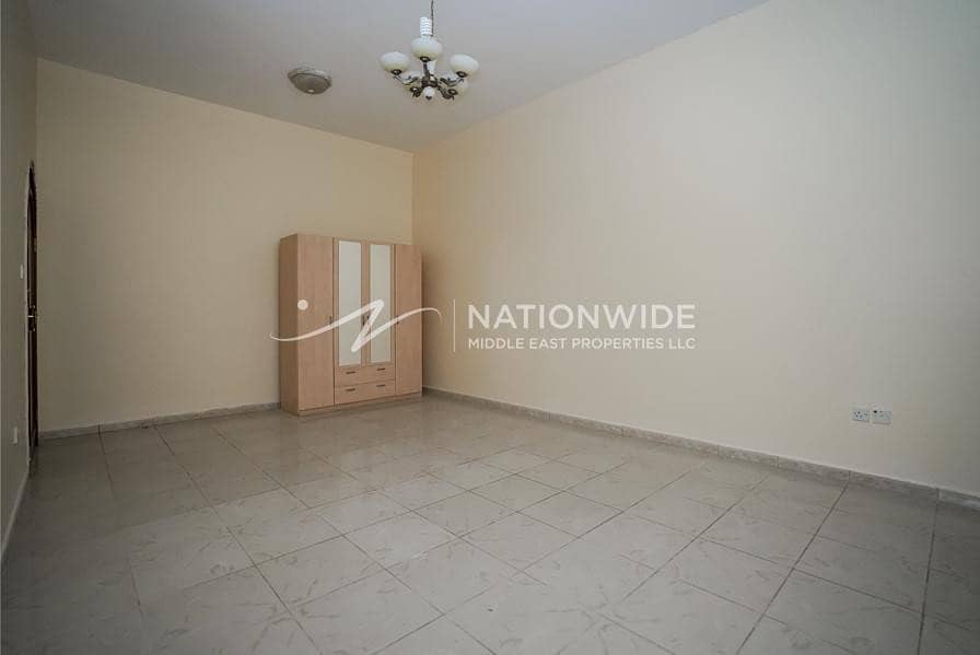 26 New large 4 bedrooms + maid room villa in Al Markhaneya