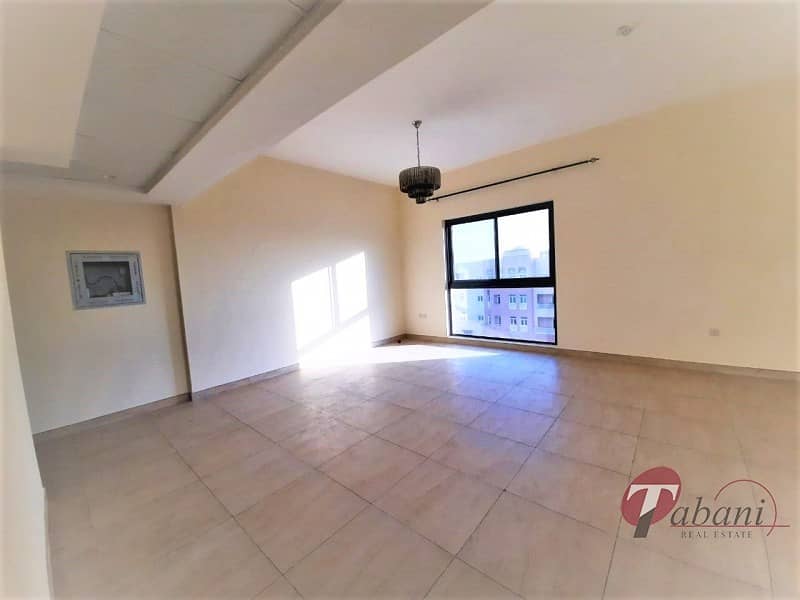 4 Close to metro|Chiller free|Big terrace | Vacant