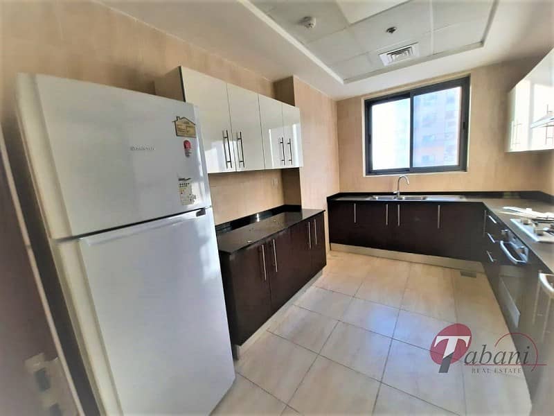 10 Close to metro|Chiller free|Big terrace | Vacant