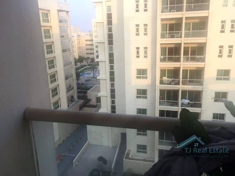 5 AMAZING 1 BEDROOM APT AT HIGHER  FLOOR