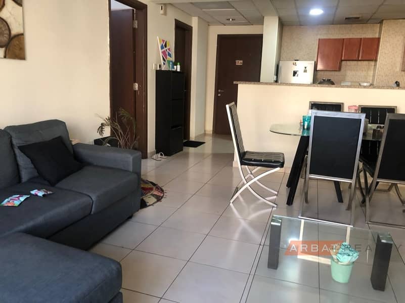 FULLY FURNISHED ONE BEDROOM FOR SALE IN EMIRATES CLUSTER WITH BALCONY