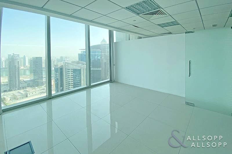 11 High Floor | Available Now | Partition Cabins