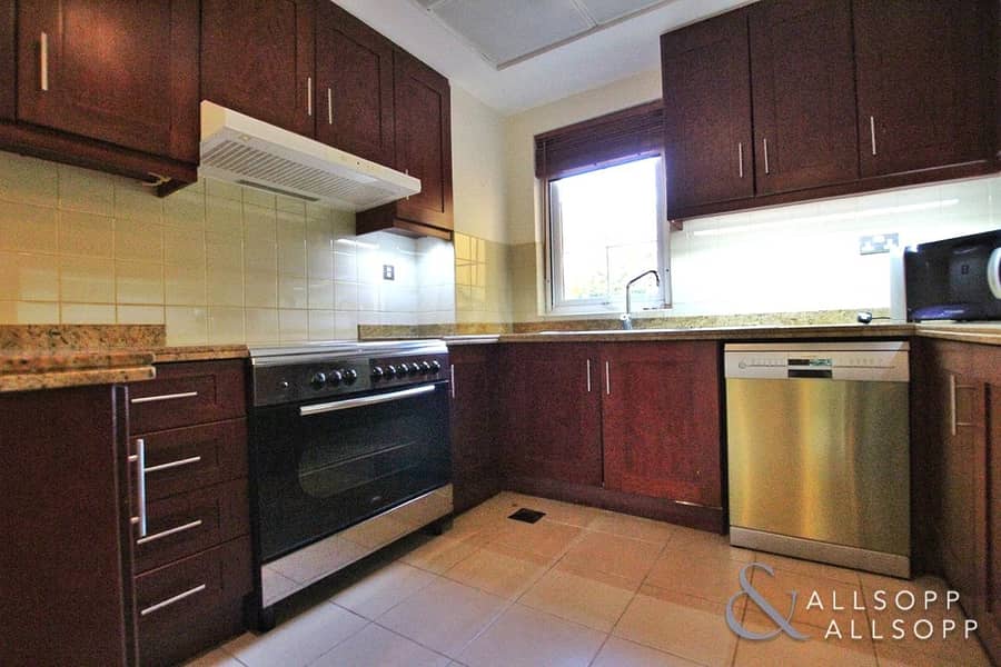 16 2 Bedrooms | Single Row | Well Maintained