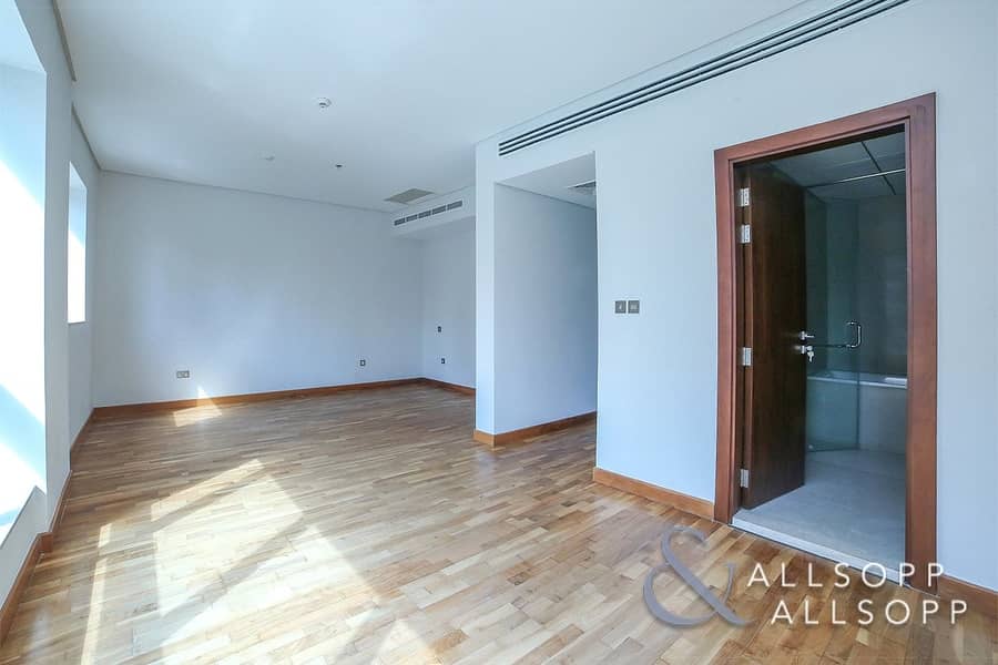 22 Triplex Villa | 3 Beds | Private Terrace