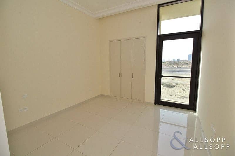 15 Exclusive | Tenanted | Single Row | 3 Bed