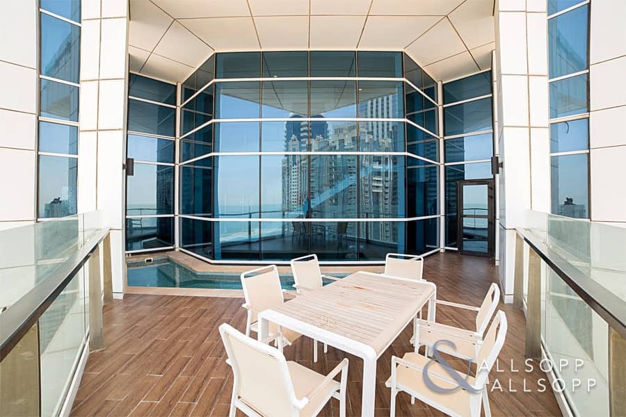 15 Sea View | Upgraded | Vacant on Transfer
