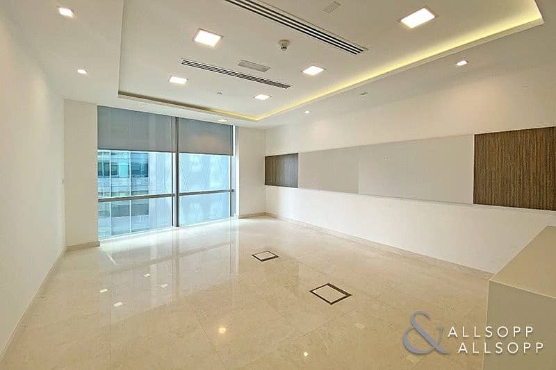 26 Fully Fitted Office | Close To Metro | DIFC