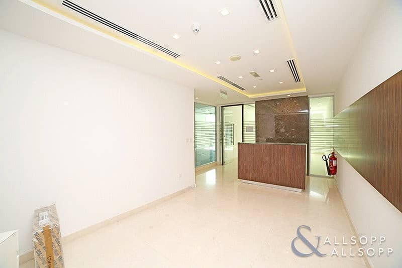 27 Fully Fitted Office | Close To Metro | DIFC
