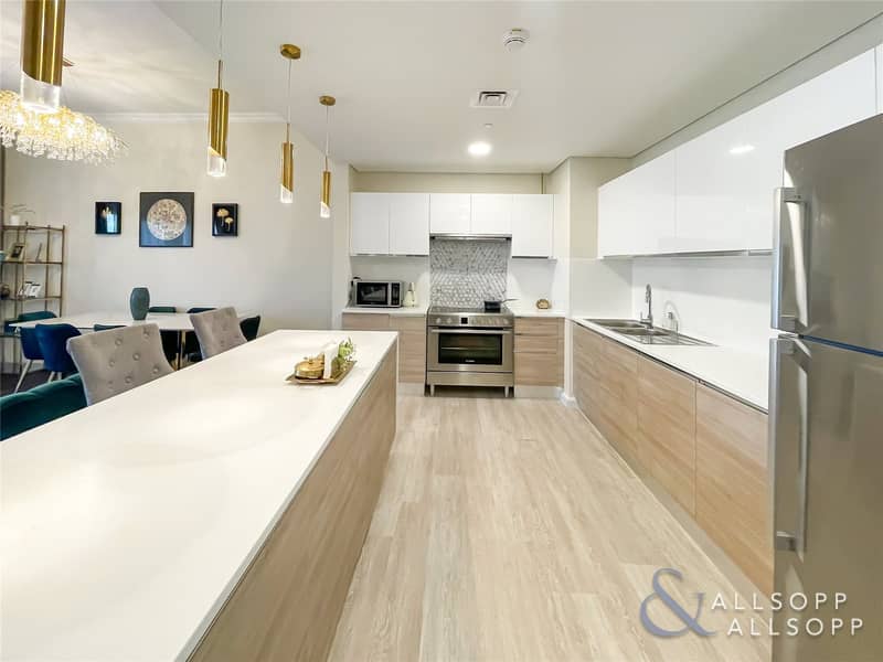 12 Upgraded | 2 Beds | Immaculately Presented