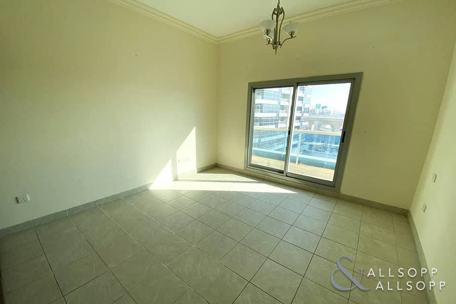 12 2 Beds Plus Study | Large Layout | Rented