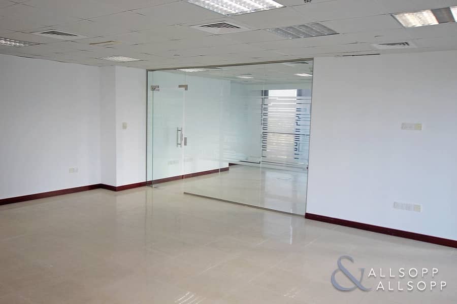 16 Fitted Office | Partitioned | High Floor Unit