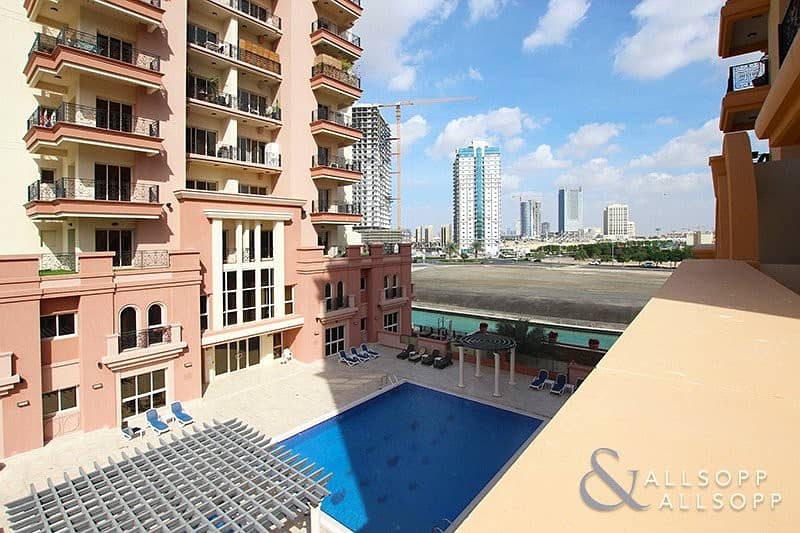 13 1 Bed | Huge Terrace | Canal View | Rented