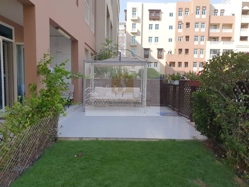 4 MASAKIN AL FURJAN | LARGE G. FLOOR | VACANT ON TRANSFER | 3BR + MAIDS | WITH GARDEN VIEW
