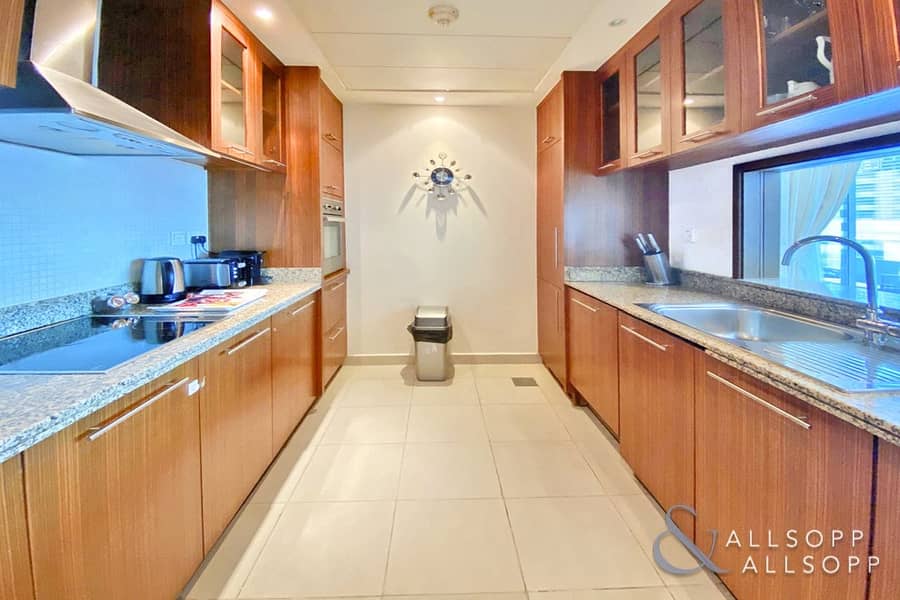 52 Upgraded | 2Bed | Furnished | Marina View