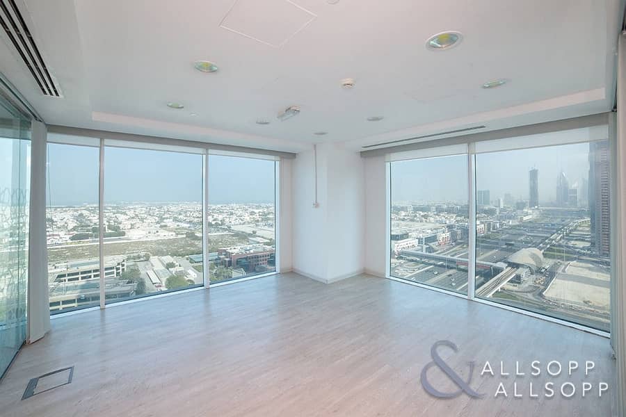 32 Fitted Partitioned | High Floor | Great Views
