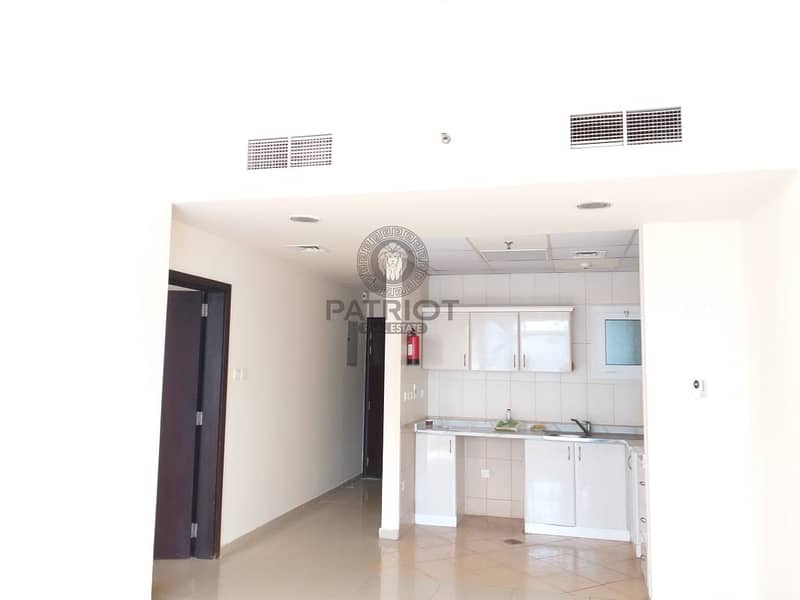 5 Amazing One Bedroom Apartment | Unfurnished | Low Floor |Road View/DMCC Metro Station View |No Balcony | 4 Cheques