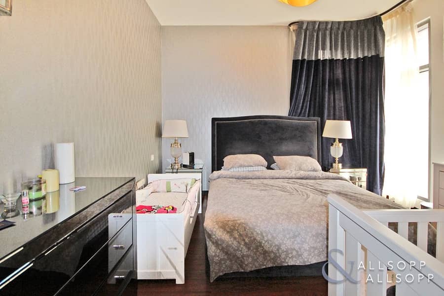 10 1 Bedroom | Best Layout | High In Demand