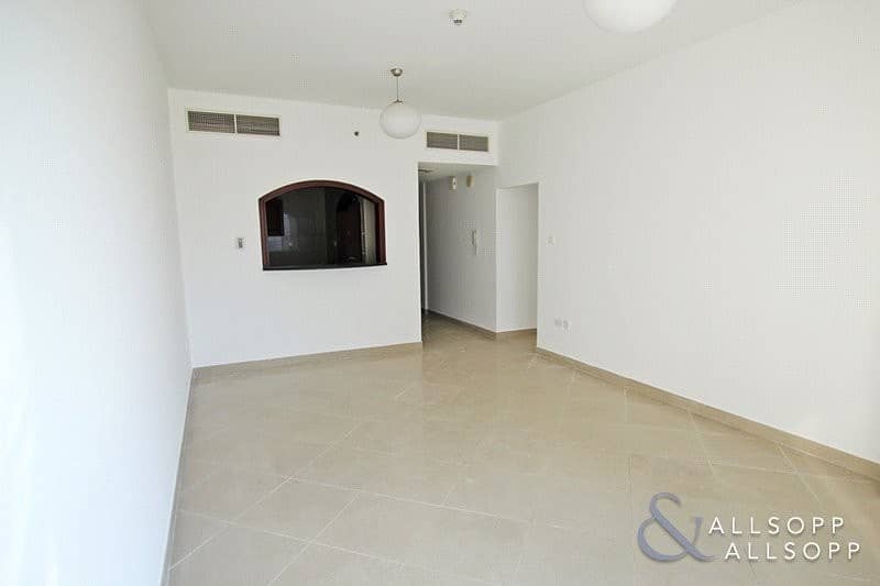 3 2 Bed Unfurnished Low Floor | Lake View