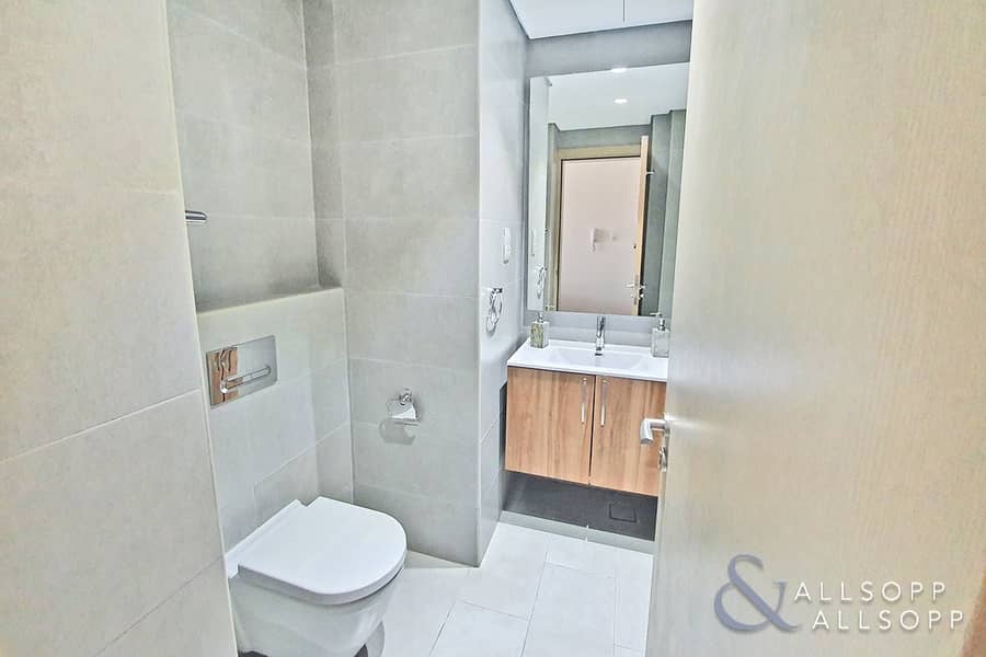 12 Brand New | Large Studio | Ready To Move