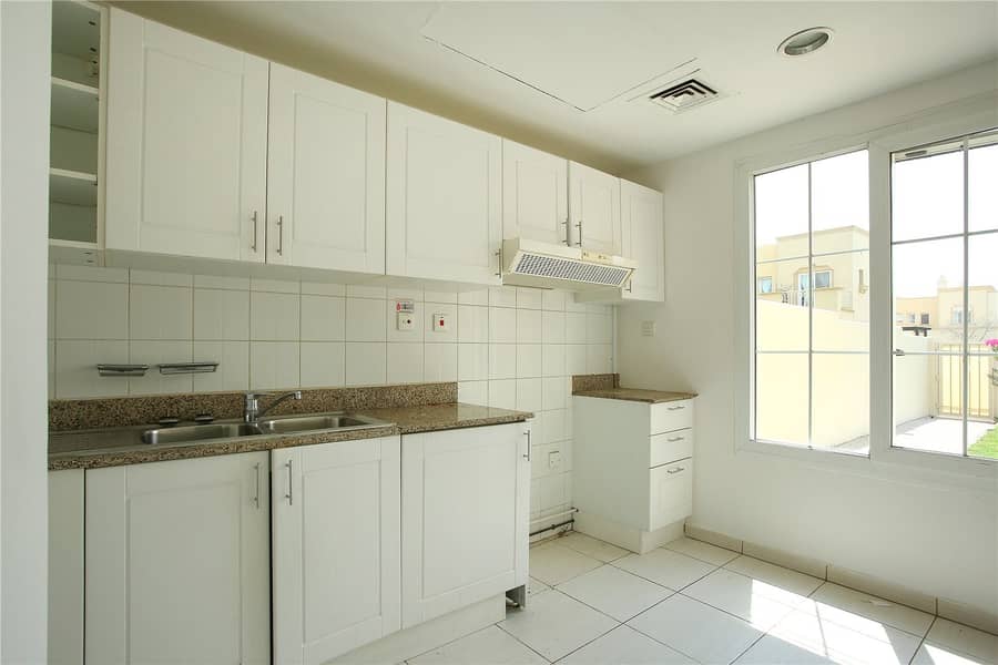 7 Opposite Pool And Park | 2 Bedrooms | 4E
