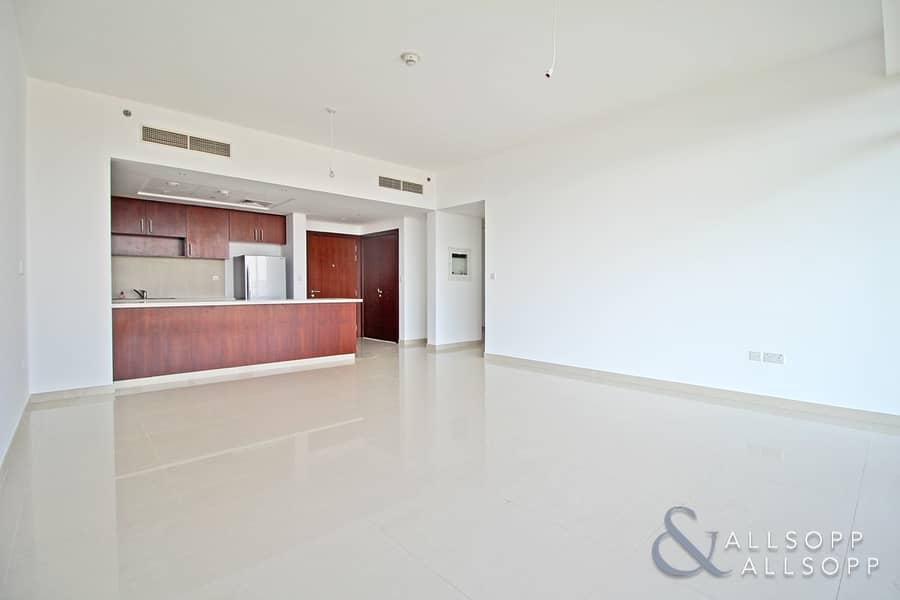 4 Exclusive | Vacant 2 Bed | Full Golf View