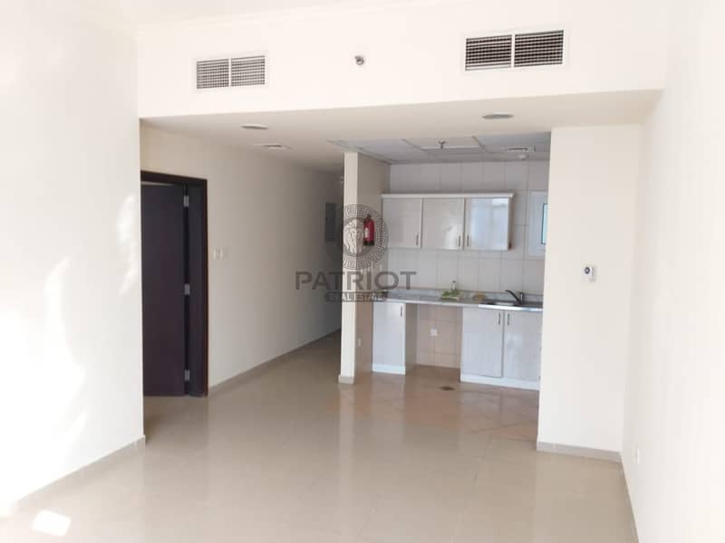 6 Amazing One Bedroom Apartment | Unfurnished | Low Floor |Road View/DMCC Metro Station View |No Balcony | 4 Cheques