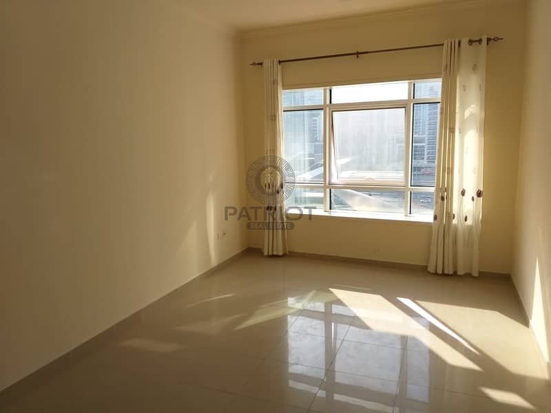 11 Amazing One Bedroom Apartment | Unfurnished | Low Floor |Road View/DMCC Metro Station View |No Balcony | 4 Cheques