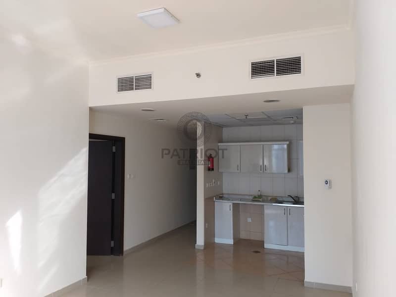 21 Amazing One Bedroom Apartment | Unfurnished | Low Floor |Road View/DMCC Metro Station View |No Balcony | 4 Cheques