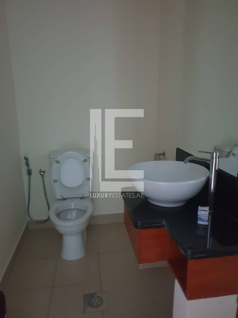 9 Unfurnished I Spacious 1br I DIFC View