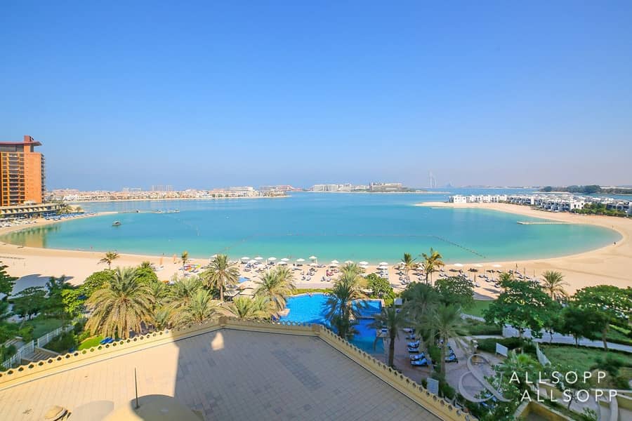 14 Exclusive | 3 Bed | Sea View | RIVA Access