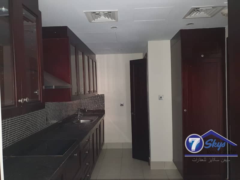 10 1BHK Apartment  In Reehan 5  Available For Rent