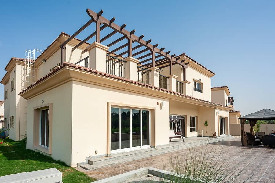 Exclusive Upgraded Vacant On Transfer Furnished Exclusive Upgraded Vacant On Transfer Furnished