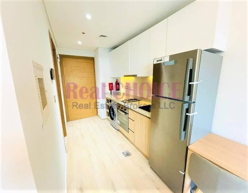 8 High  Floor | Fully Furnished | Close To Metro
