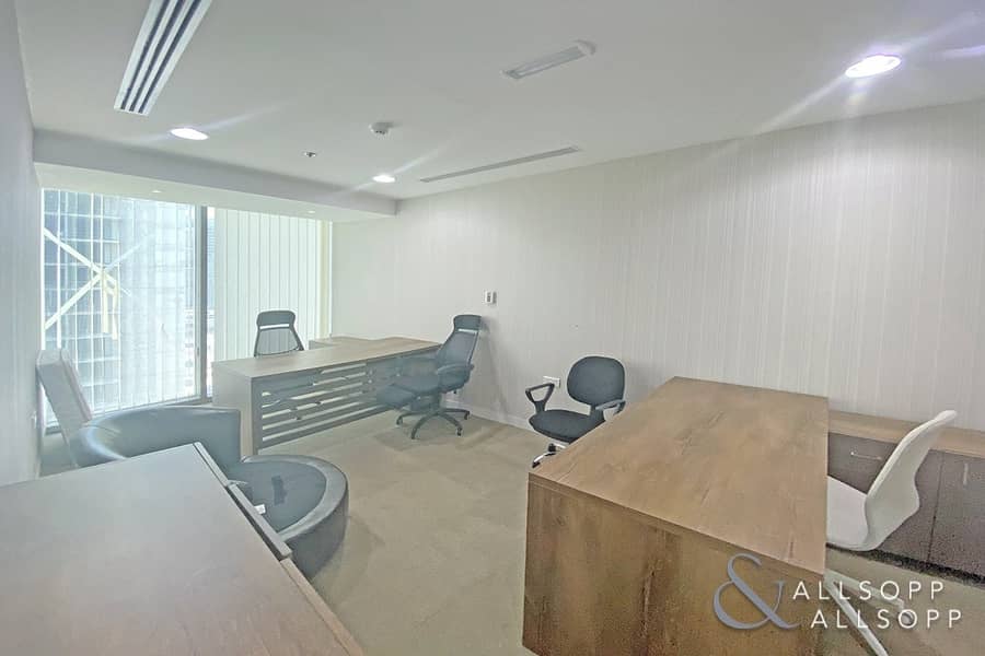 15 Half Floor | Fitted & Furnished | 11 Parking