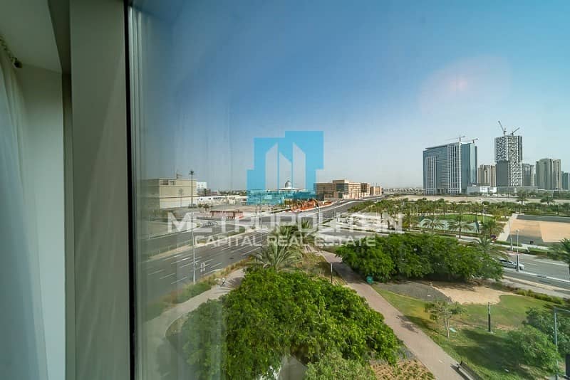 High Floor|Fully Furnished| Rent Refund| Nice View
