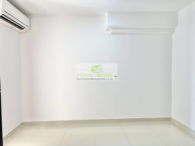 3 H: PRIVATE ENTRANCE 1 BHK APART FOR RENT IN SHAKHBOUT CITY