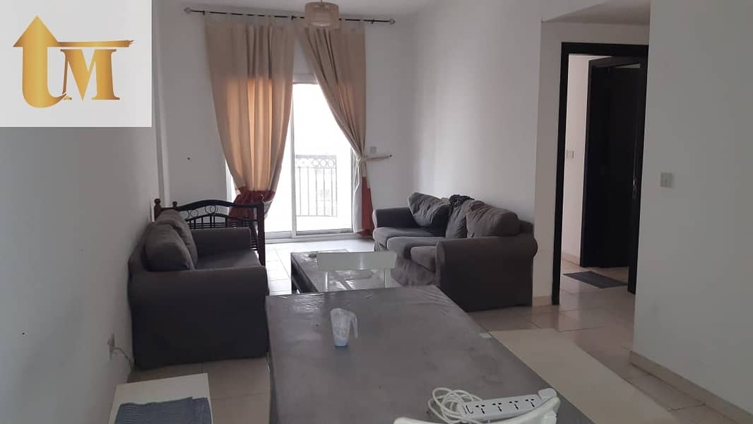 FULLY FURNSIHED 2BHK  READY TO MOVE IN  MID FLOOR   WITHBALCONY