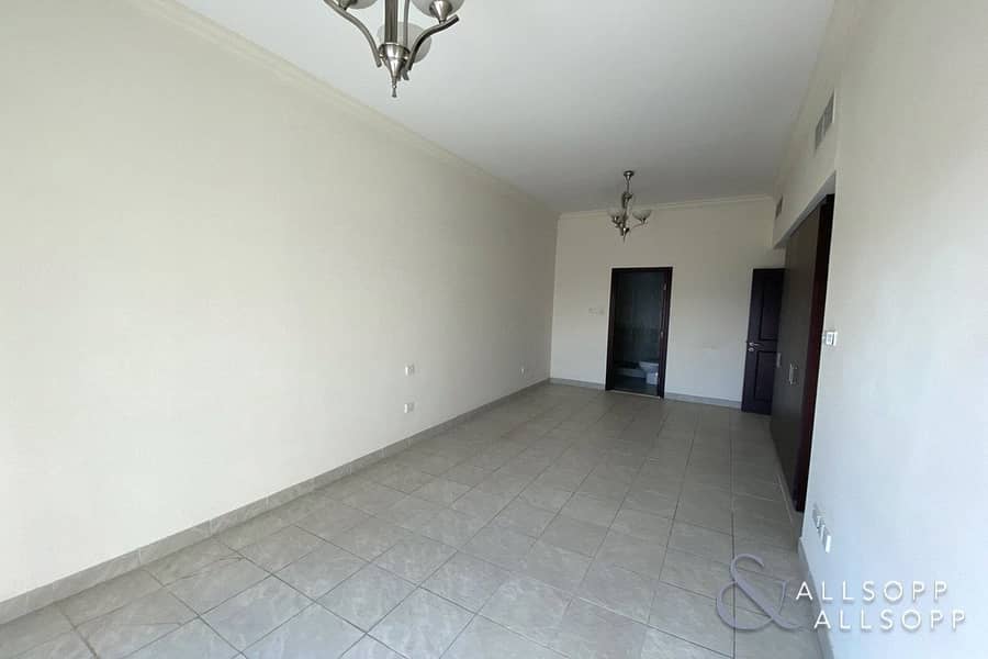 6 2 Beds Plus Study | Large Layout | Rented