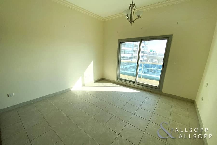 12 2 Beds Plus Study | Large Layout | Rented