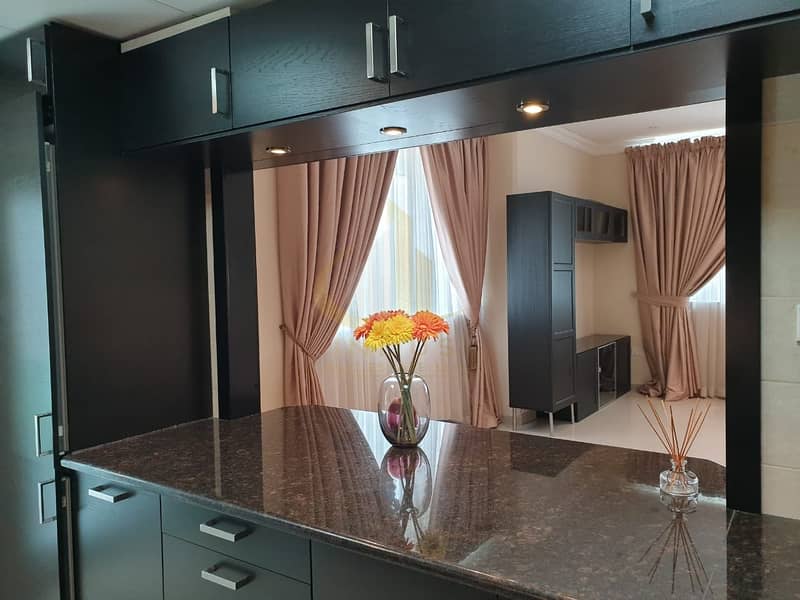 3 Upgraded Unit | Vacant on transfer | 2BR with Balcony